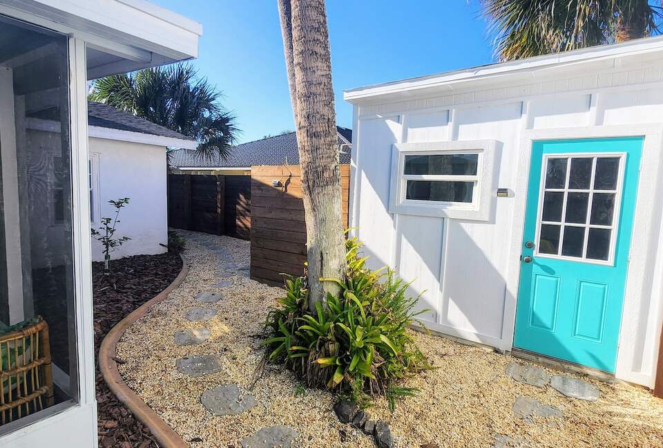 Golden Hour Cottage by the Sea - Flagler Beach, Florida