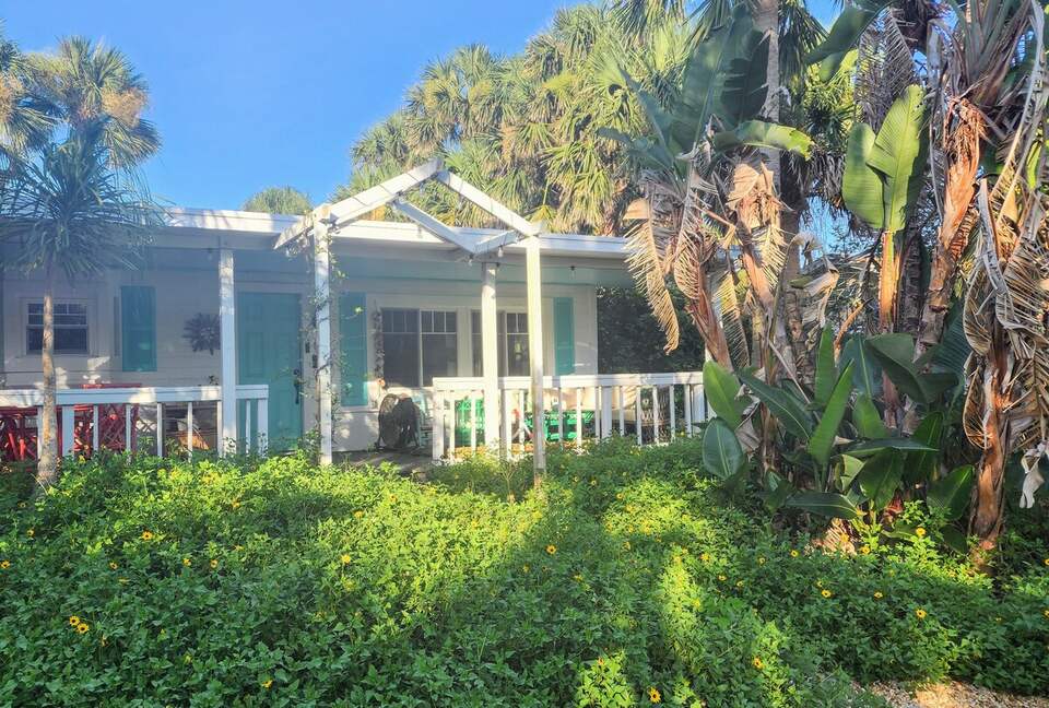 Golden Hour Cottage by the Sea - Flagler Beach, Florida