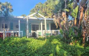 Golden Hour Cottage by the Sea - Flagler Beach, Florida