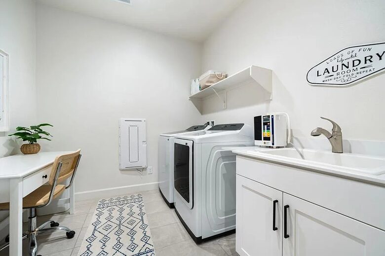 Desert Serenity with Mountain Views - La Quinta, California