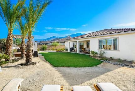 Desert Serenity with Mountain Views - La Quinta, California