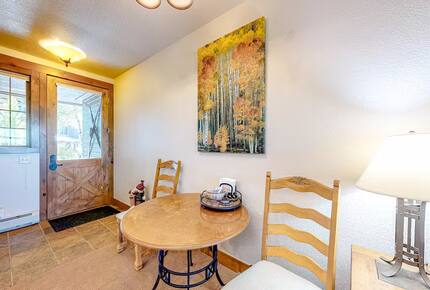 Inviting Colorado Condo Steps from the Slopes - Granby, Colorado