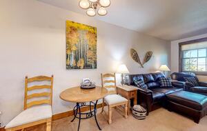 Inviting Colorado Condo Steps from the Slopes - Granby, Colorado