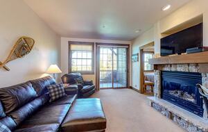 Inviting Colorado Condo Steps from the Slopes - Granby, Colorado
