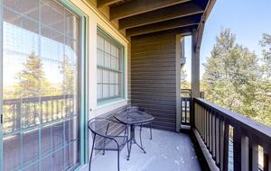 Inviting Colorado Condo Steps from the Slopes - Granby, Colorado