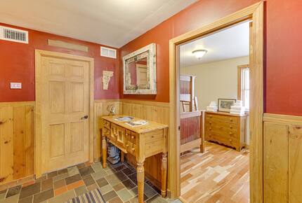 Charming Vermont Escape with Scenic Views - Cambridge, Vermont