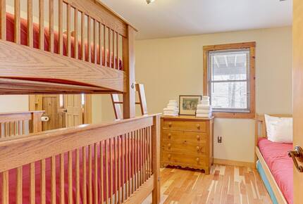 Charming Vermont Escape with Scenic Views - Cambridge, Vermont