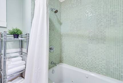 Charming Vermont Escape with Scenic Views - Cambridge, Vermont