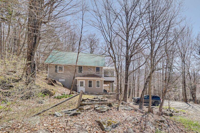 Charming Vermont Escape with Scenic Views - Cambridge, Vermont