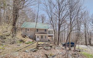 Charming Vermont Escape with Scenic Views - Cambridge, Vermont