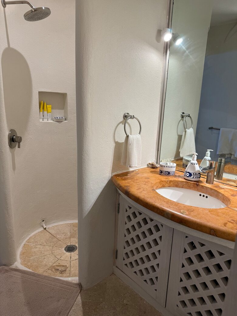 Casita Hermanitas - Costa Careyes, Mexico