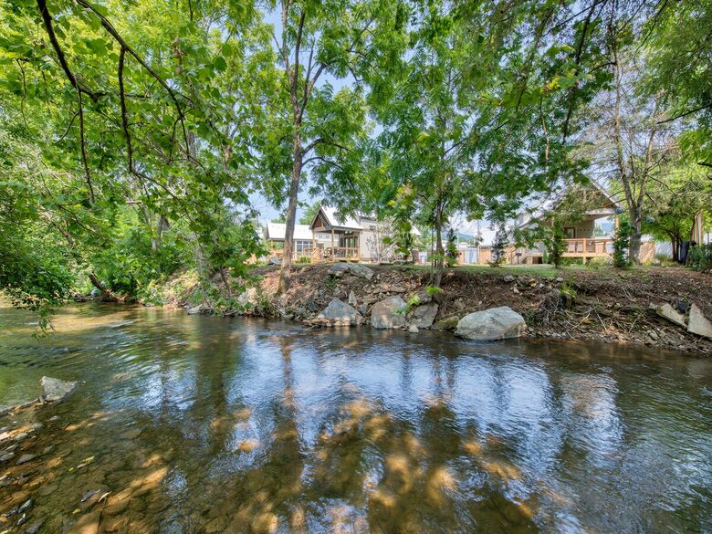 Designer 3 Tiny Home Compound on the River - Waynesville, North Carolina