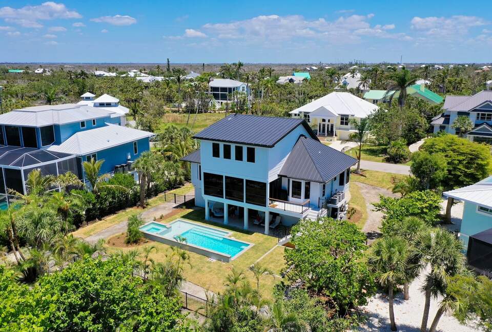 Pelican's Perch - Sanibel Island, Florida