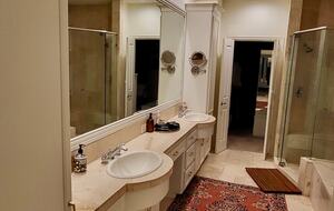 Elegant Family Escape in Houston’s Camp Logan - Houston, Texas