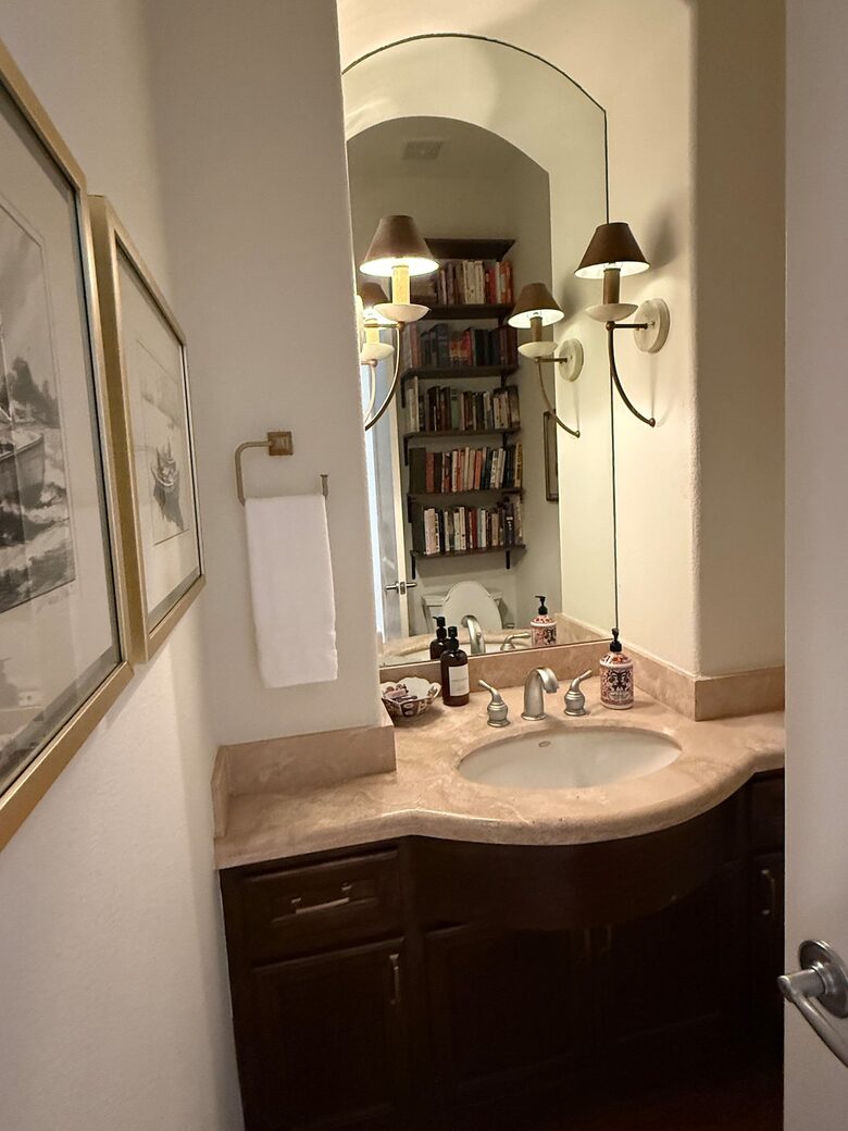 Elegant Family Escape in Houston’s Camp Logan - Houston, Texas