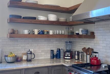 Aquinnah's Hidden Hilltop Haven - Aquinnah, Massachusetts