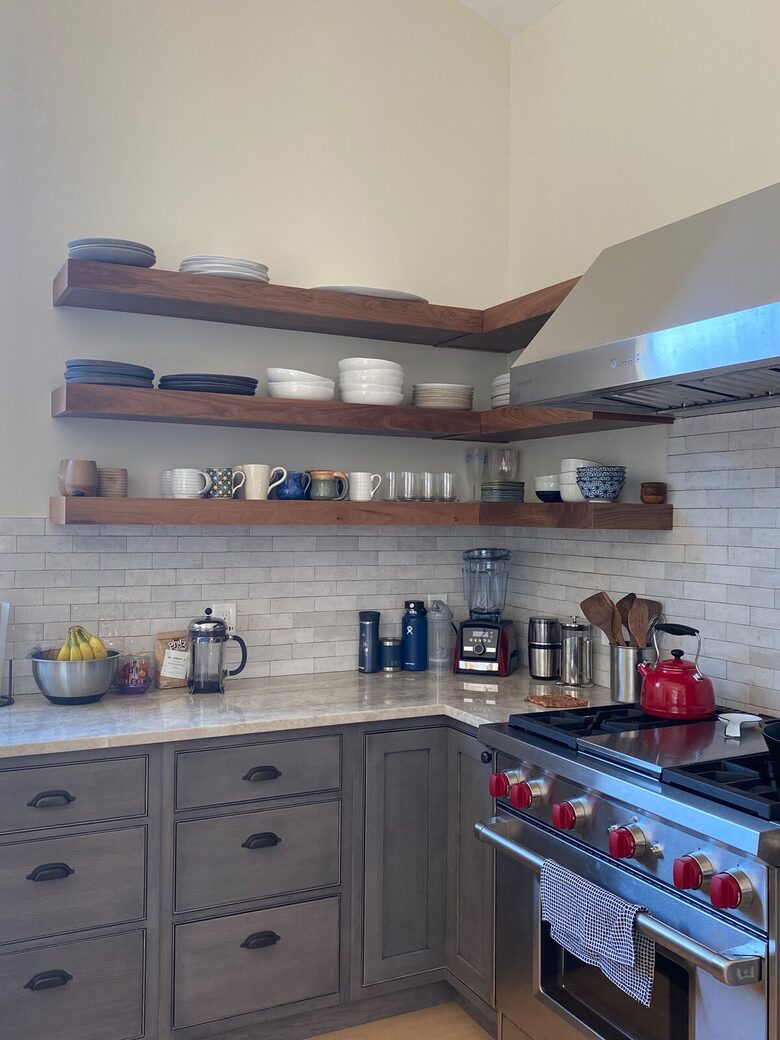 Aquinnah's Hidden Hilltop Haven - Aquinnah, Massachusetts