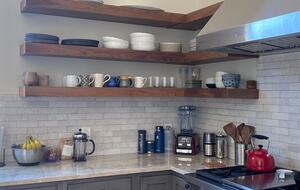 Aquinnah's Hidden Hilltop Haven - Aquinnah, Massachusetts