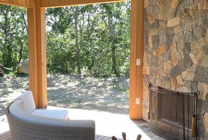 Aquinnah's Hidden Hilltop Haven - Aquinnah, Massachusetts