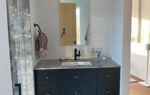 Aquinnah's Hidden Hilltop Haven - Aquinnah, Massachusetts