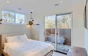 Aquinnah's Hidden Hilltop Haven - Aquinnah, Massachusetts