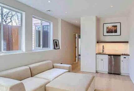 Aquinnah's Hidden Hilltop Haven - Aquinnah, Massachusetts