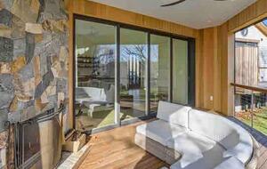 Aquinnah's Hidden Hilltop Haven - Aquinnah, Massachusetts