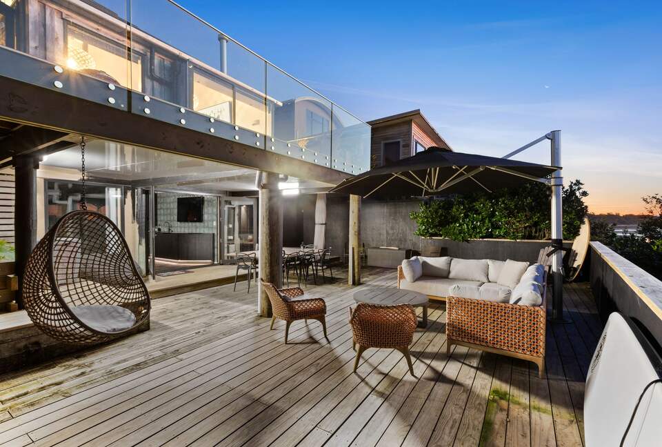 Modernist Gem with Ocean Views and Private Beach Access - Ōakura, New Zealand