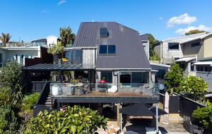 Modernist Gem with Ocean Views and Private Beach Access - Ōakura, New Zealand