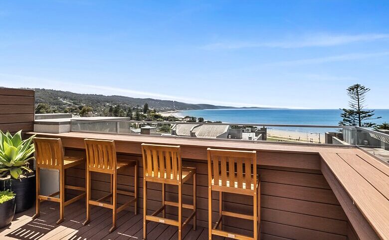 Contemporary Beachfront Living Along the Great Ocean Road - Lorne, Australia