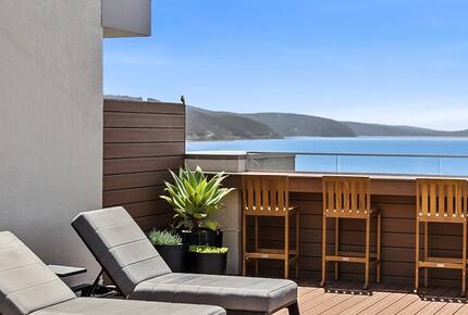 Contemporary Beachfront Living Along the Great Ocean Road - Lorne, Australia