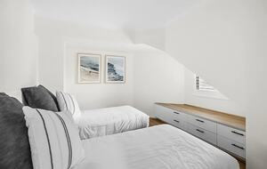 Contemporary Beachfront Living Along the Great Ocean Road - Lorne, Australia