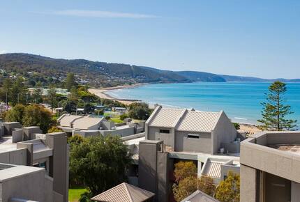 Contemporary Beachfront Living Along the Great Ocean Road - Lorne, Australia