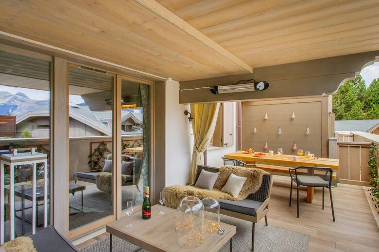 Elegant Alpine Retreat in Courchevel 1550 - Courchevel, France