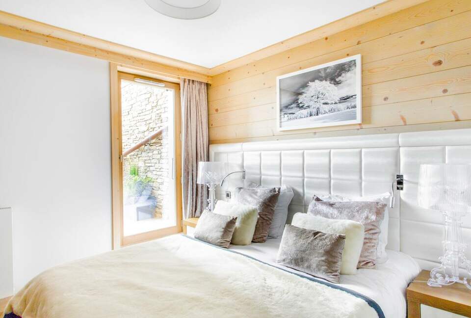 Elegant Alpine Retreat in Courchevel 1550 - Courchevel, France