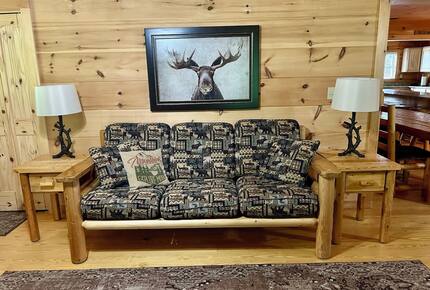 Elegant Lodge Retreat Nestled in the Appalachians - Banner Elk, North Carolina