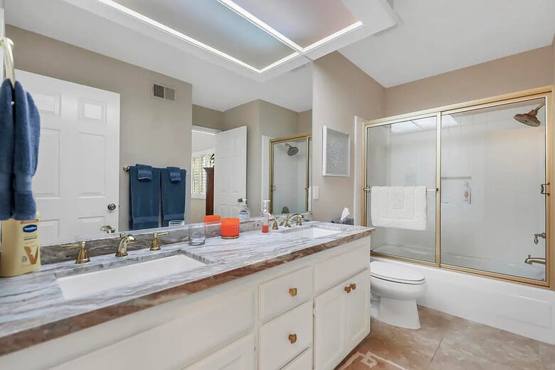 Tranquil Desert Escape with Greenery & Water Views - Palm Desert, California