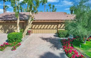 Tranquil Desert Escape with Greenery & Water Views - Palm Desert, California