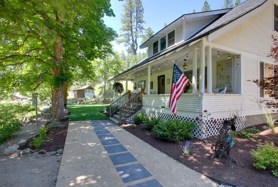 Storybook Serenity Near Coeur d'Alene - Coeur d'Alene, Idaho