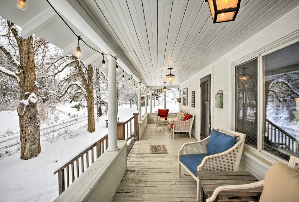 Storybook Serenity Near Coeur d'Alene - Coeur d'Alene, Idaho