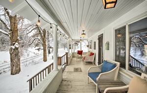 Storybook Serenity Near Coeur d'Alene - Coeur d'Alene, Idaho