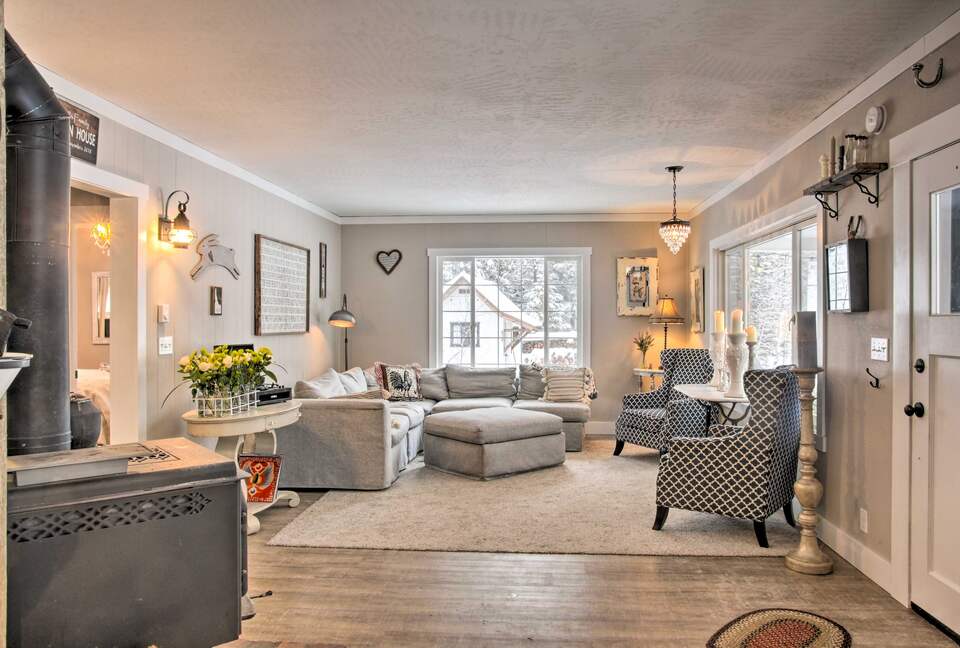 Storybook Serenity Near Coeur d'Alene - Coeur d'Alene, Idaho