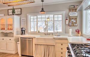 Storybook Serenity Near Coeur d'Alene - Coeur d'Alene, Idaho