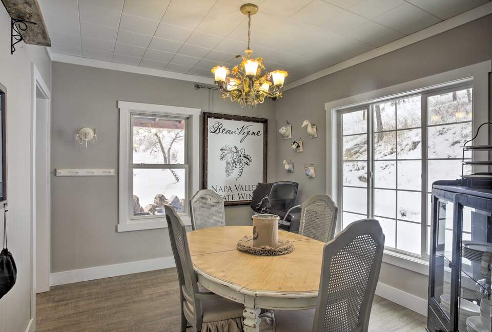 Storybook Serenity Near Coeur d'Alene - Coeur d'Alene, Idaho