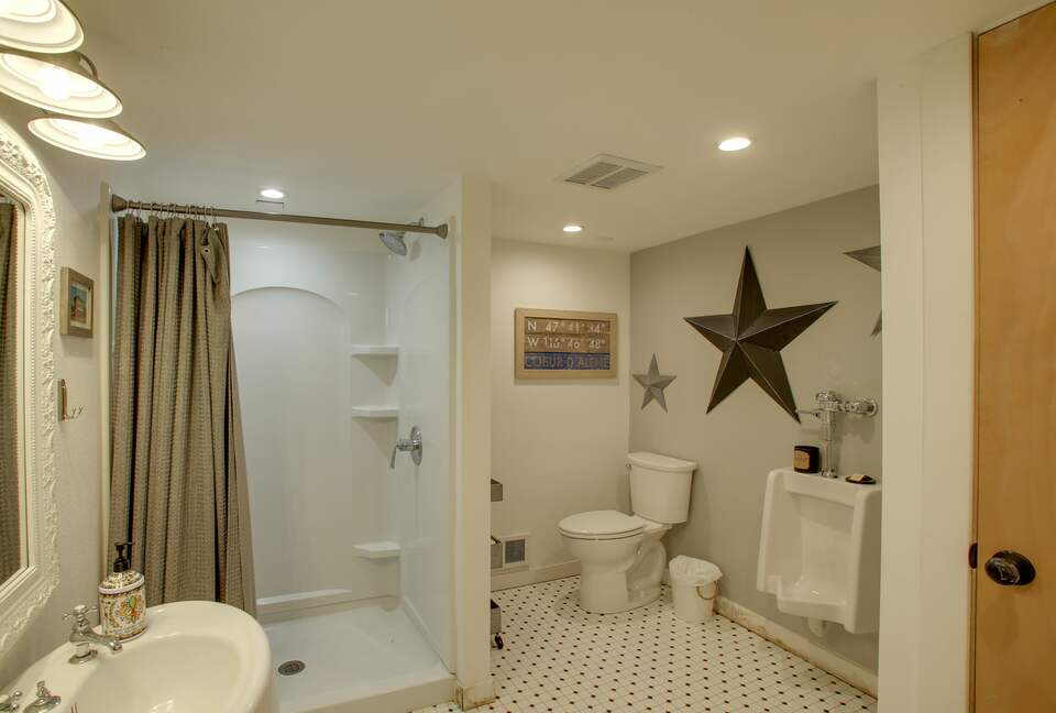 Storybook Serenity Near Coeur d'Alene - Coeur d'Alene, Idaho