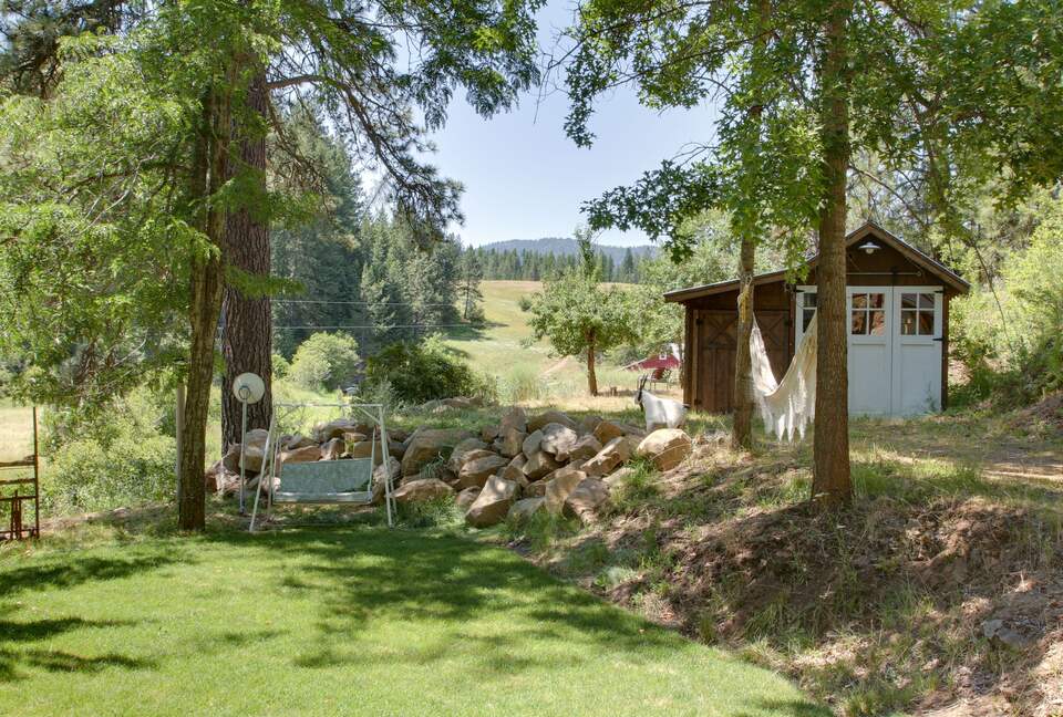Storybook Serenity Near Coeur d'Alene - Coeur d'Alene, Idaho