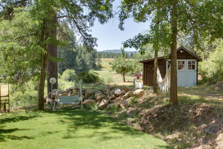 Storybook Serenity Near Coeur d'Alene - Coeur d'Alene, Idaho