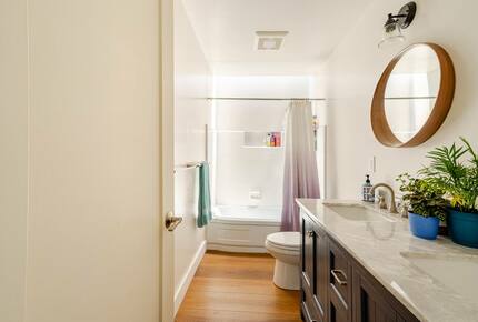 Refined Retreat Steps from Iconic Views - Tiburon, California