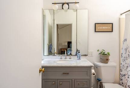 Refined Retreat Steps from Iconic Views - Tiburon, California