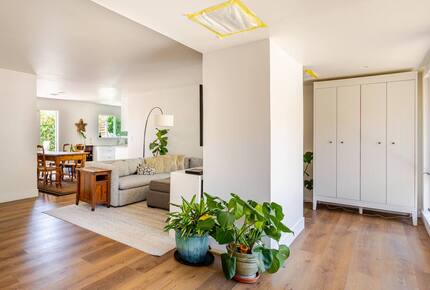 Refined Retreat Steps from Iconic Views - Tiburon, California